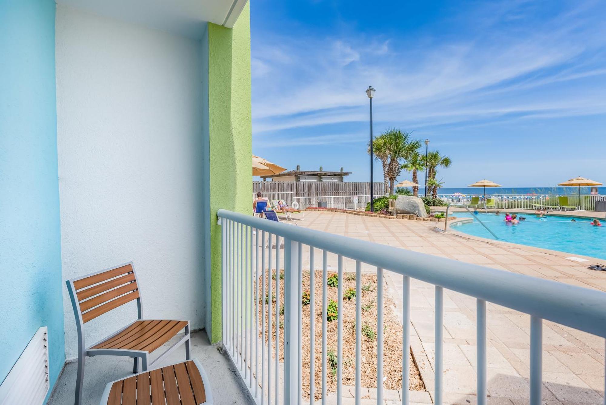 Holiday Inn Express Orange Beach - On The Beach By Ihg Exterior photo